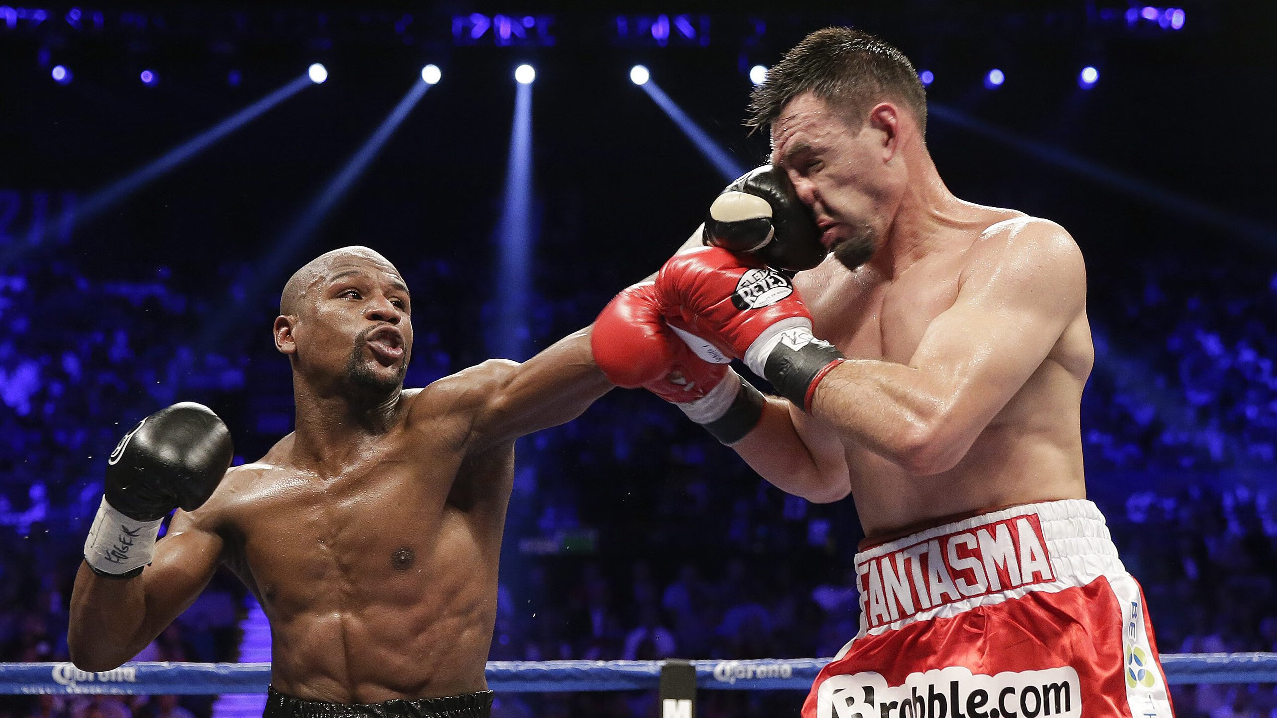 莫兰特爆发撕裂防线，国王连续得分狂潮窒息马刺